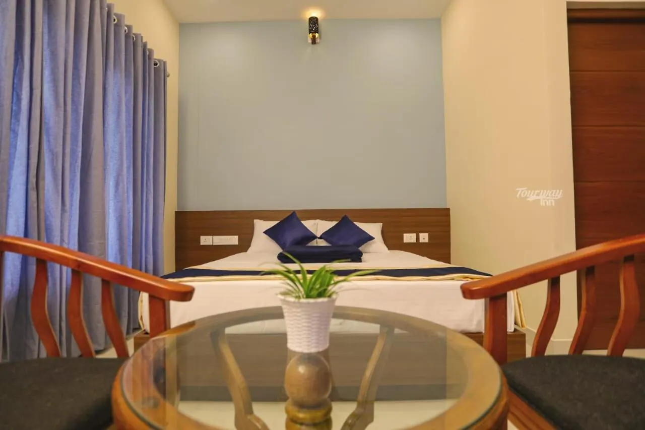 Hotel Tour Way Nadavayal Inn Kenichira